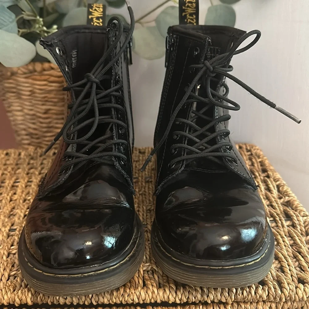 Dr. Martens Youth 1460 Delaney patent leather Black Lace-Up zipper 3 Boots